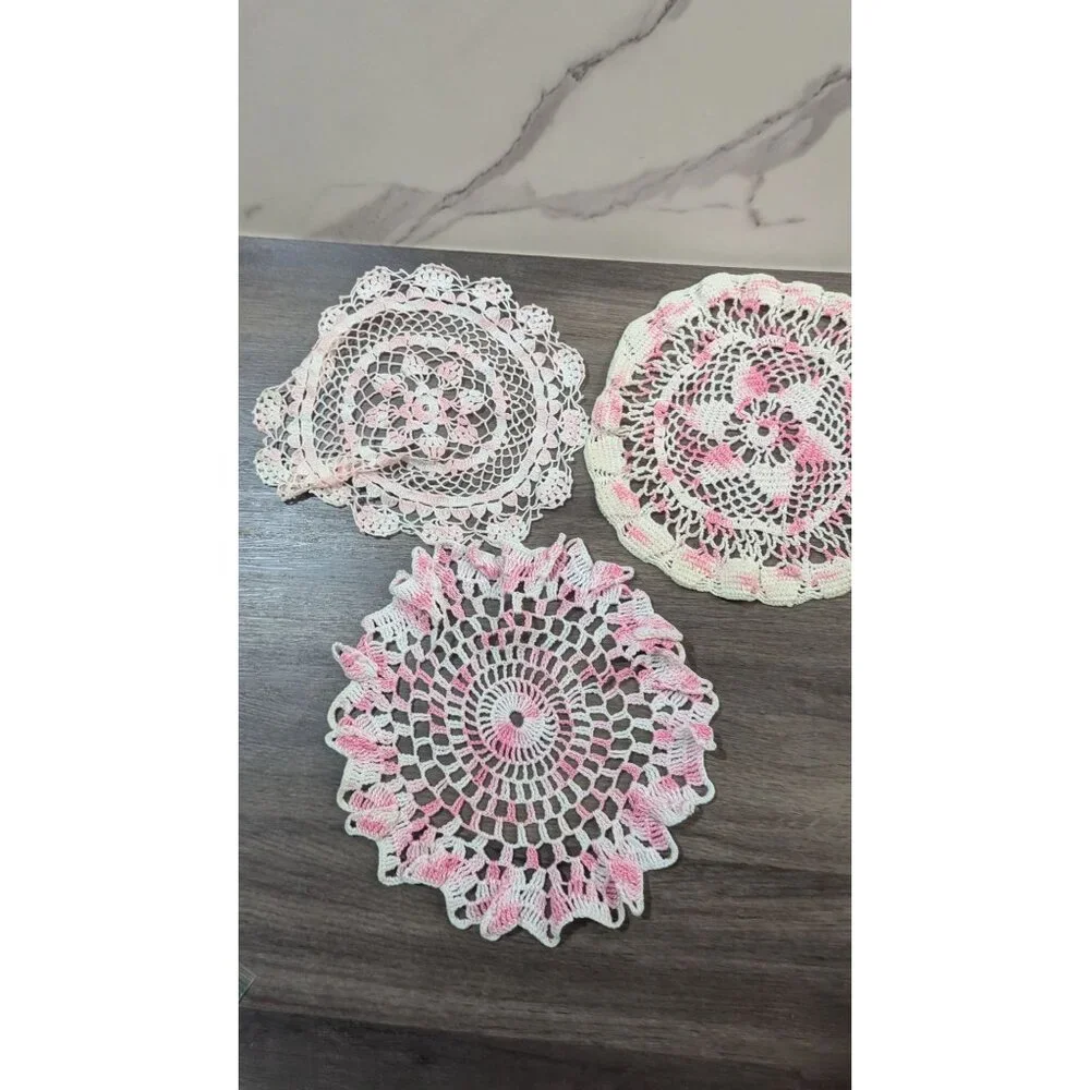 Vintage Hand-Crocheted Pink & White Doilies Set Of 3 Floral & Lace Design 10-12